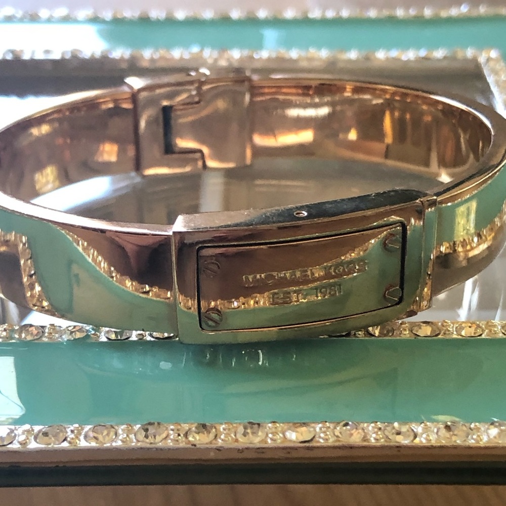 Michael Kors cuff bracelet in rose gold